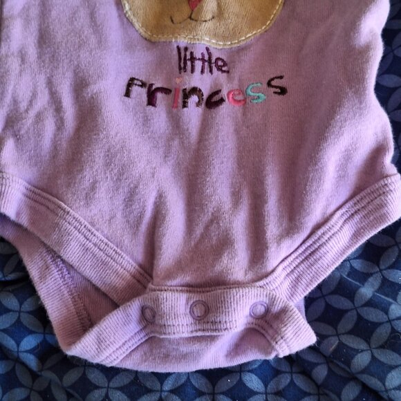 little princess onesie - Picture 2 of 8